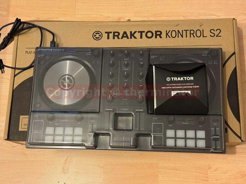 Traktor Kontrol S2 MK3 Konsola DJ Native Instruments Stan Pokrywa
