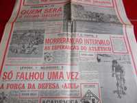 Jornal A Bola.16 Abril 1973. Atlético e Leixões. Académica.