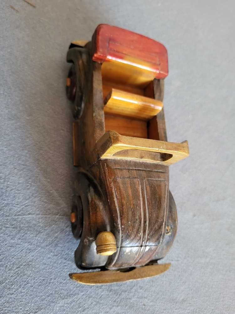 Carro em Madeira