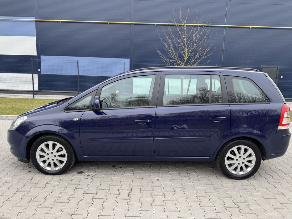 Opel Zafira B 2012 рік 1.7 дизель