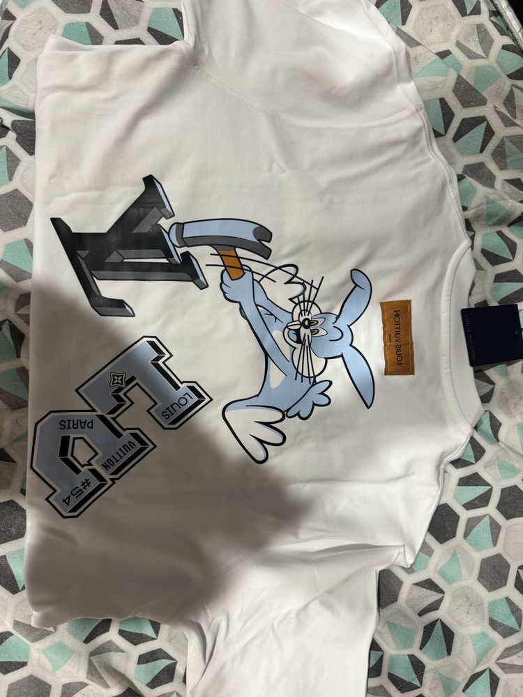Tshirt lv bugs bunny