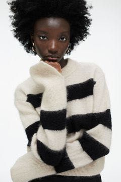 Sweter kremowy paski biały czarny wełna moher H&M premium zara S