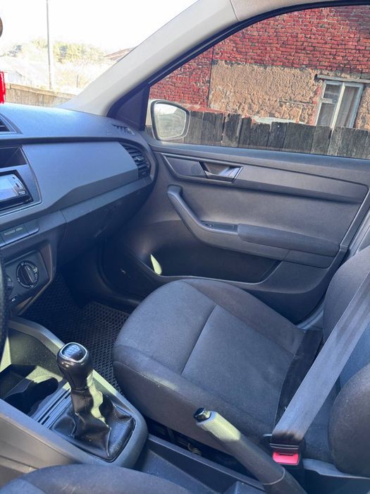 Shkoda fabia 1.2 газ бензин