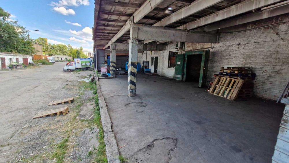Оренда складських приміщень у Києві, вул. Сікевича 900м2