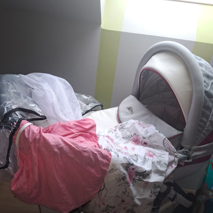 Śliczny Wózek 3w1 dla dziewczynki