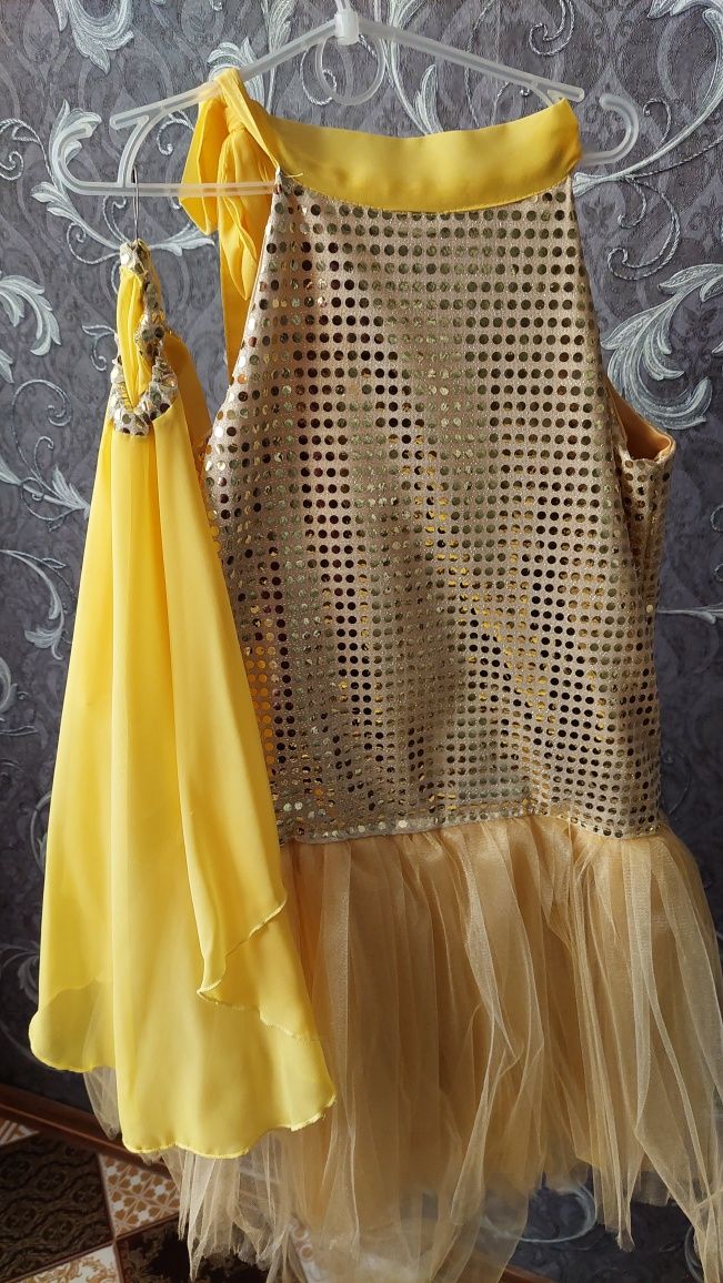 Сукня золота рибка для дівчинки на карнавал