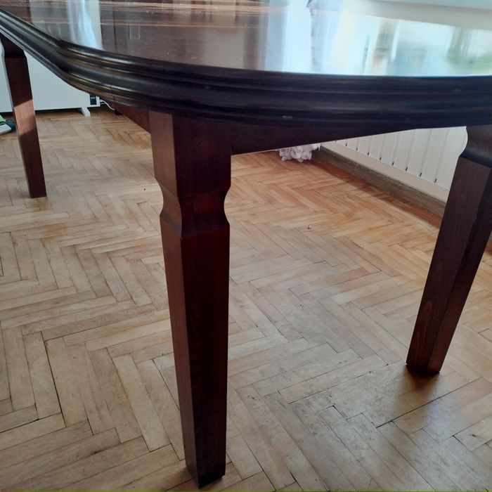 Duży stół sprzedam