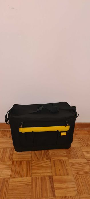 Bolsa para Ferramentas Stanley 23L – Resistente e Organizada