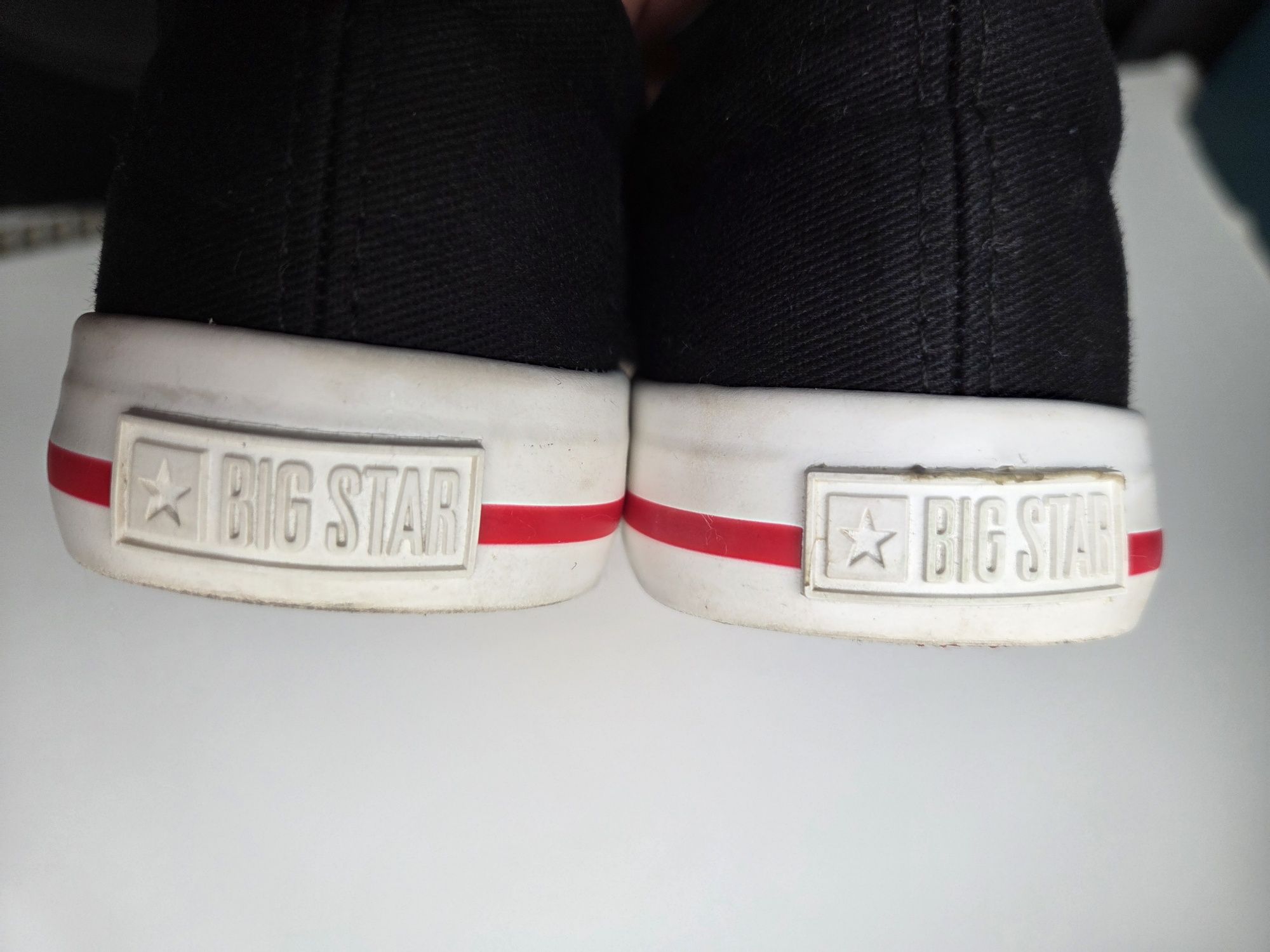 Wsuwane buty chłopięce Big Star r.33
