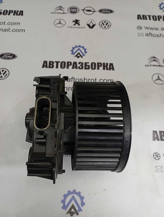 Вентилятор пічки Renault/Dacia Logan Sandero