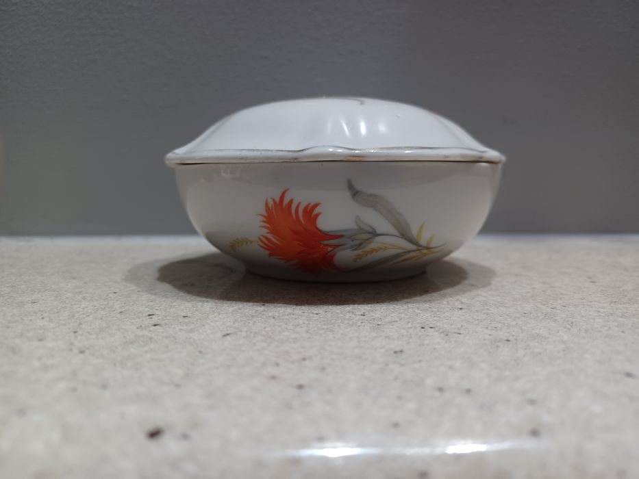 Puzderko bombonierka porcelana Drasche Budapest