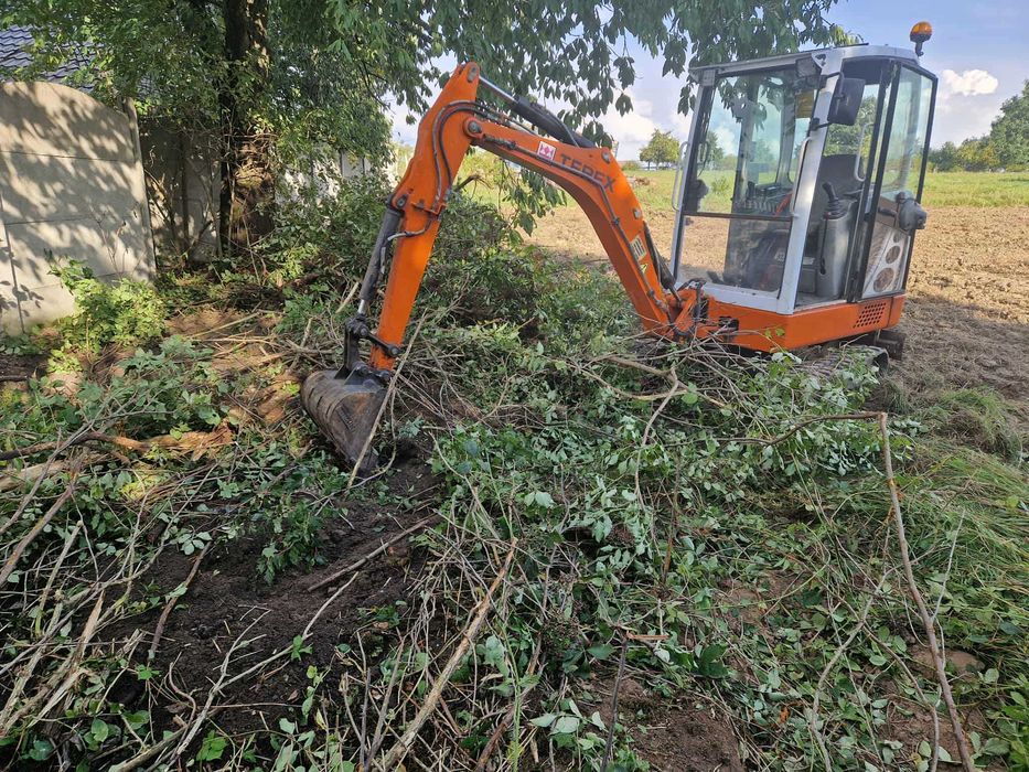 usługi minikoparki 2t