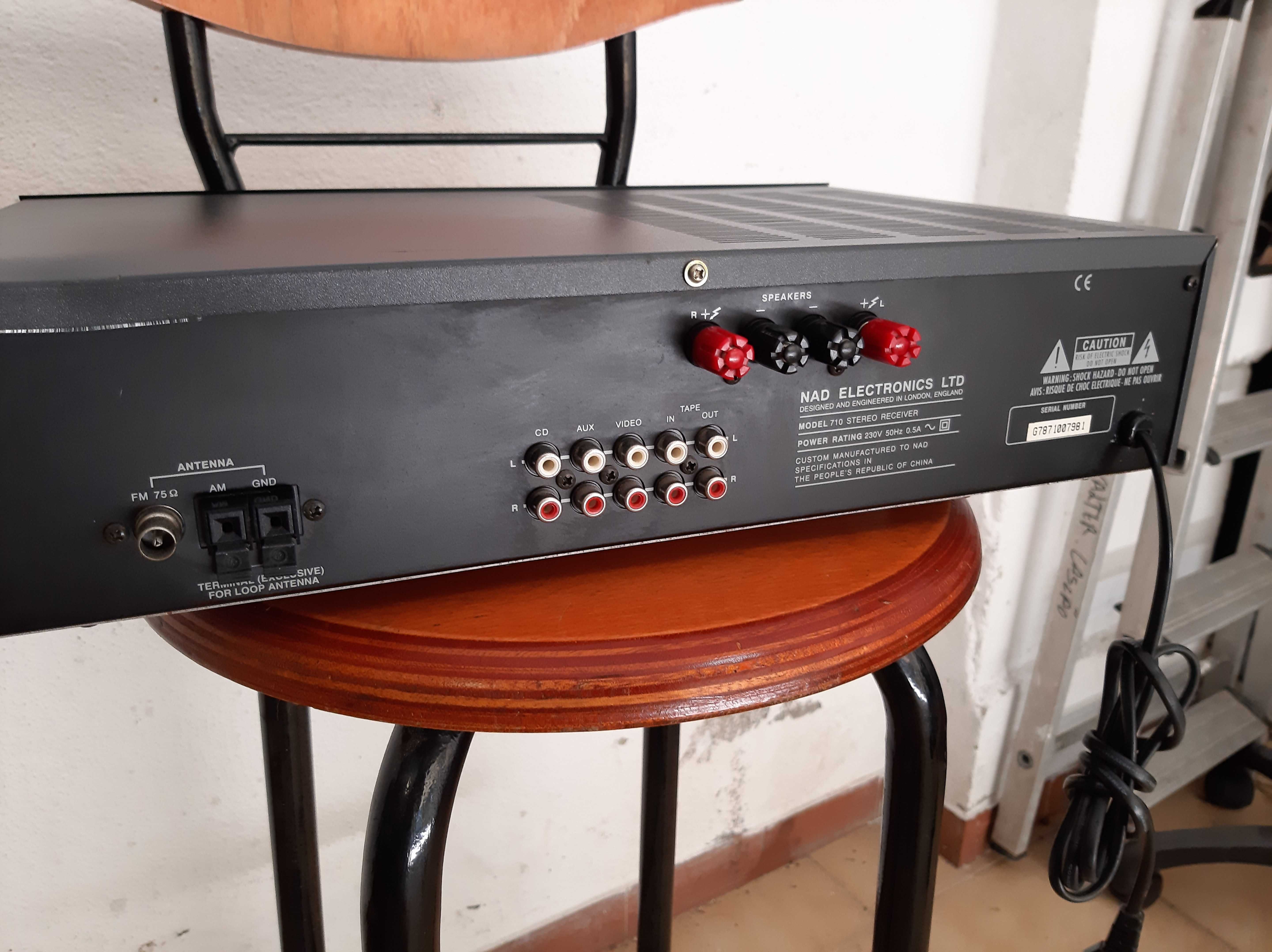 Amplificador NAD 710 stereo receiver