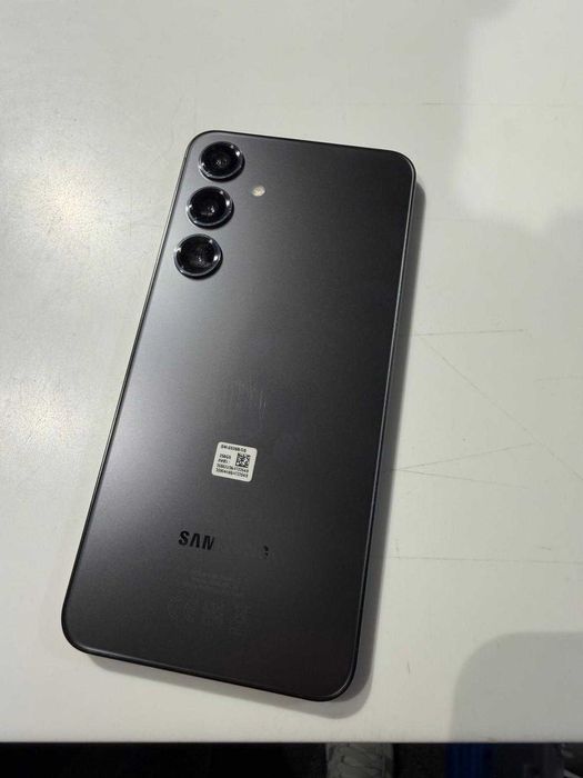 Samsung S24+ 256gb preto: em  excelente estado como novo.