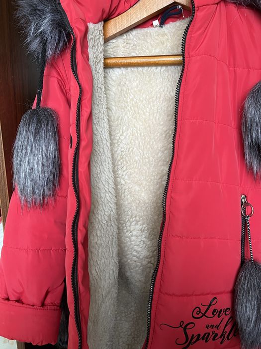 Зимова куртка 140