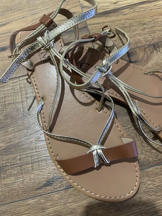 Босоніжки, сандалі на літо з мʼякою підошвою