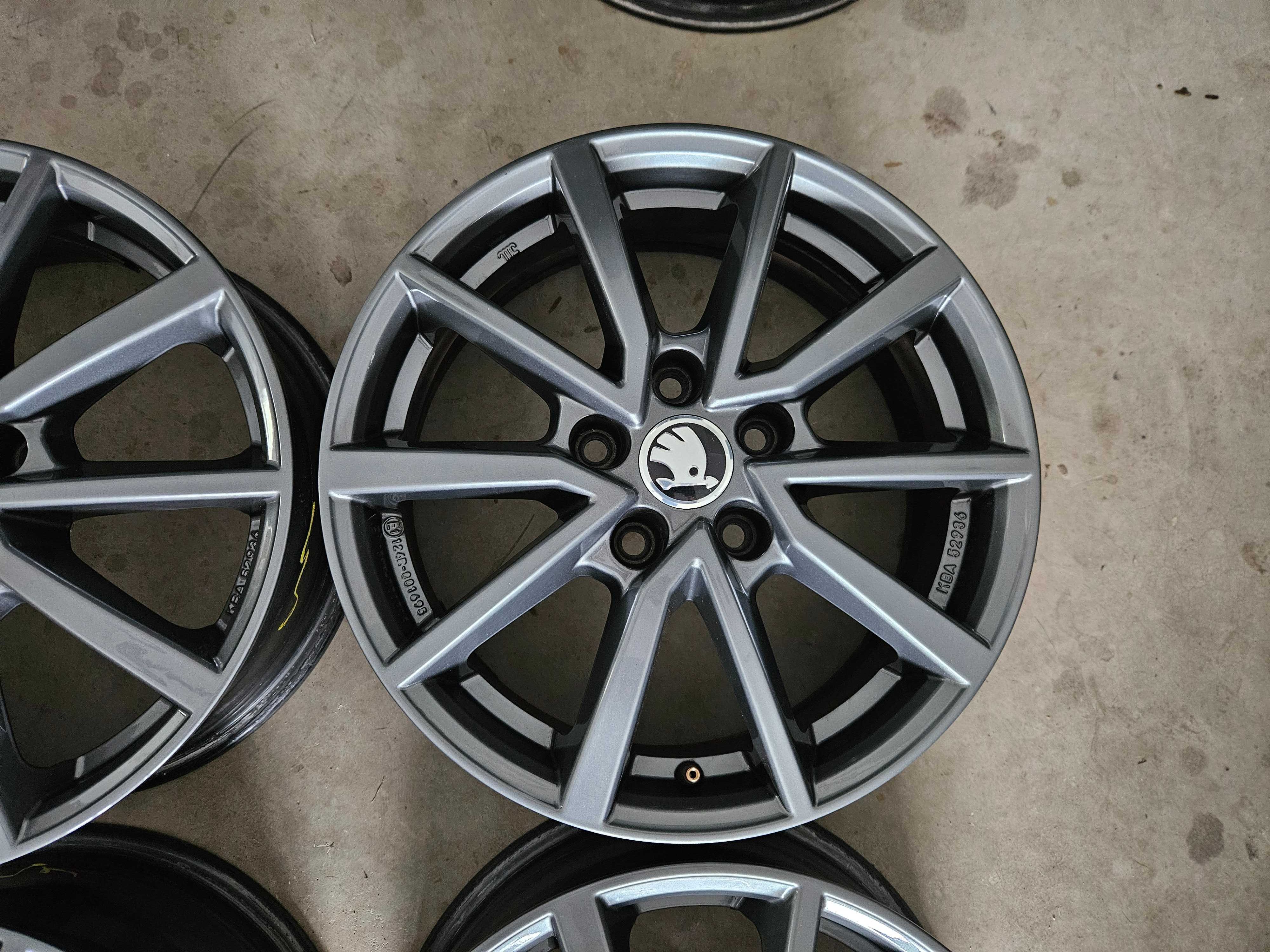 Alufelgi 16" Skoda Octavia II FL III IV VRS SuperB Karoq 5x112 Audi a3