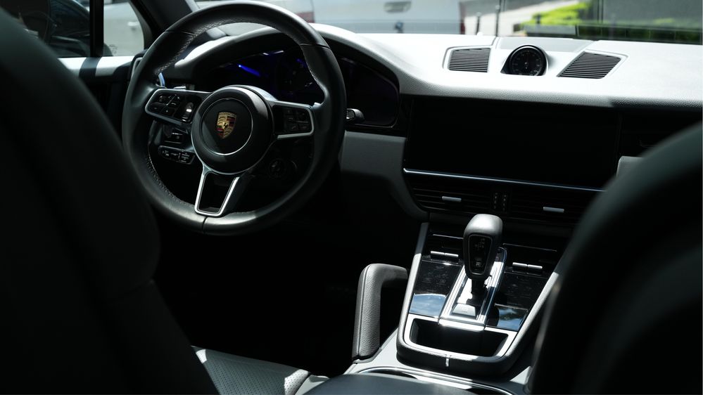 Porche Caenne 2020 рік 40000 пробігу дуже гарний стан.