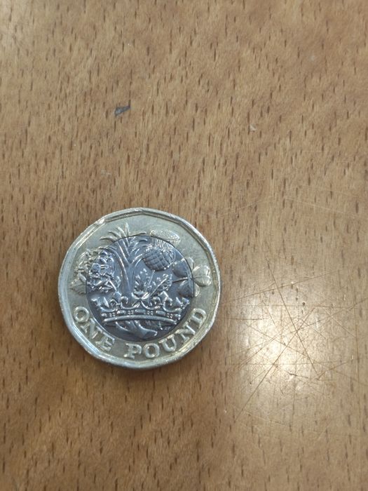 One pound Elizabeth II
