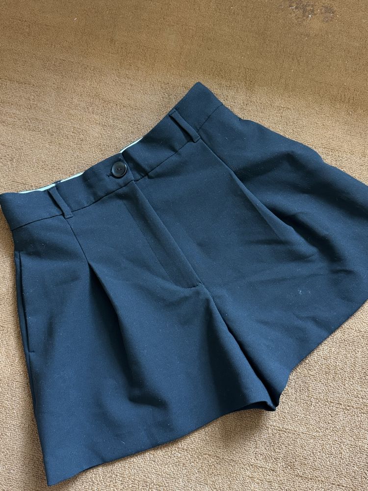 Шорти Zara, S,26, чорні