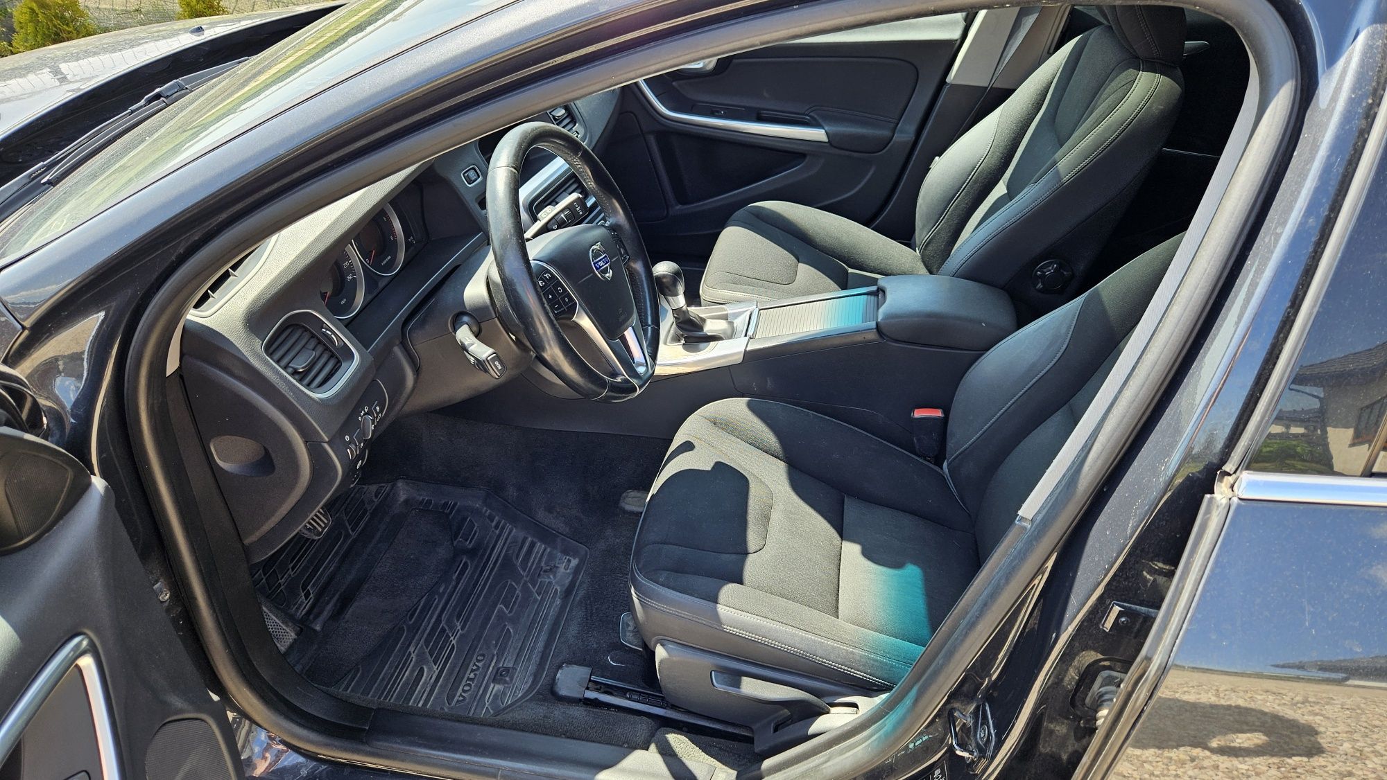 Volvo v60 2012r D3/D4