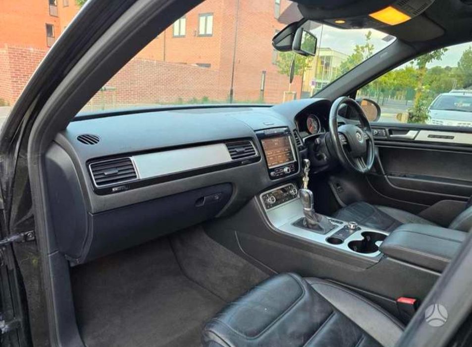 Салон сидения шкира карта карти  VW Touareg NF Туарег Фольксваген нф