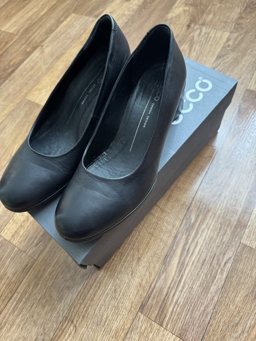 Туфлі жіночі Ecco 36