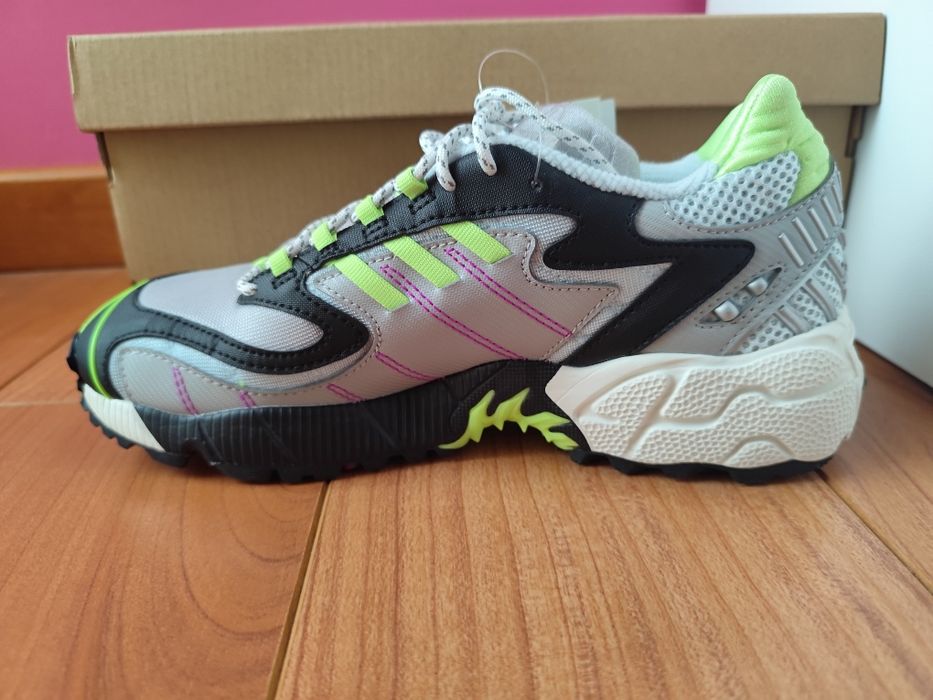 Tênis adidas TORSION TRDC W