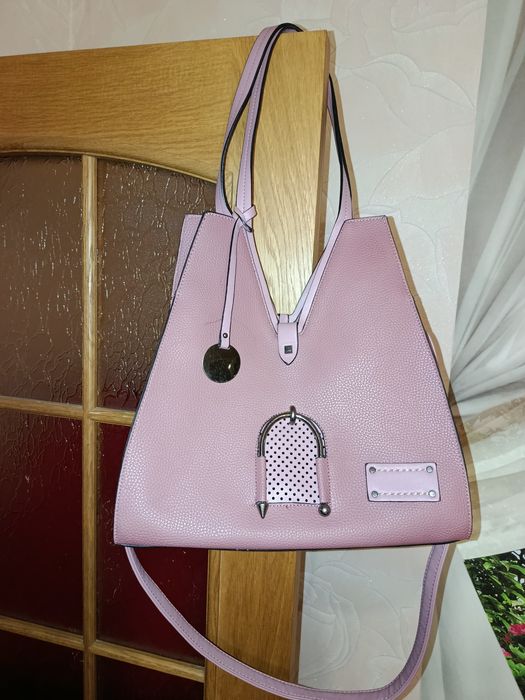 Продам шкіряну сумку фірми Caprisa