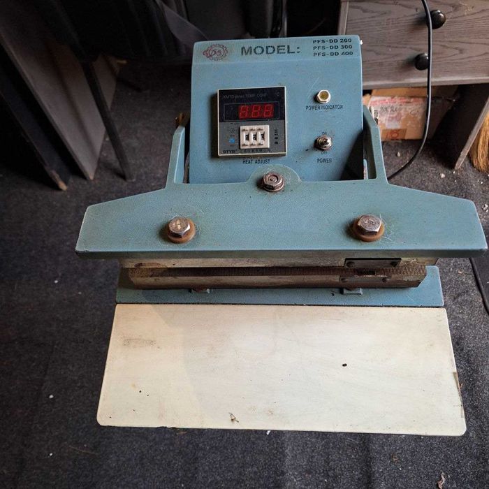 Запайщик пакетов напольный PFS DD