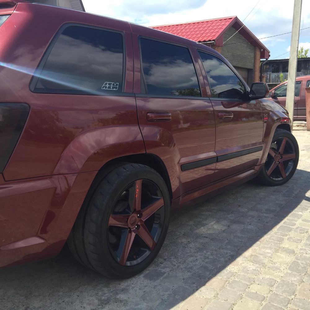 Продам Jeep SRT-8