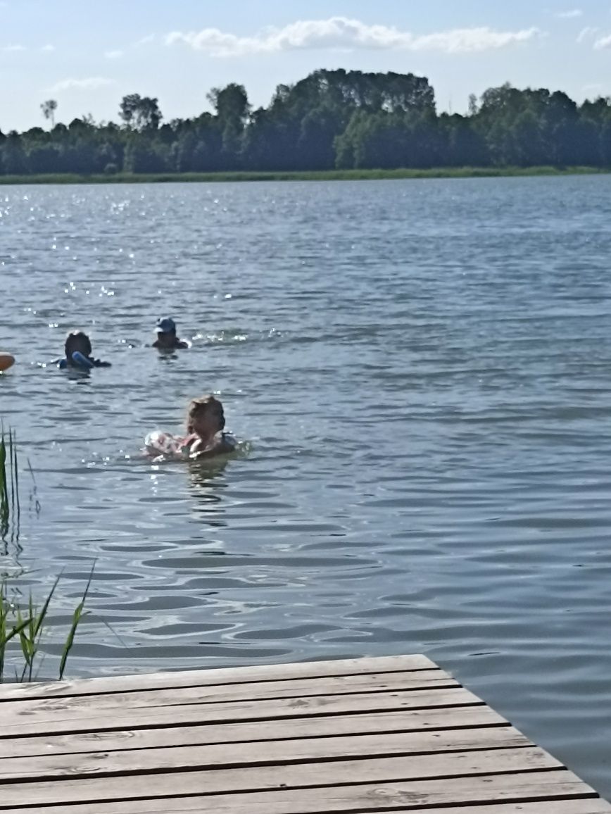 Domek całoroczny domki nad jeziorem pomost basen balia jacuzzi Mazury