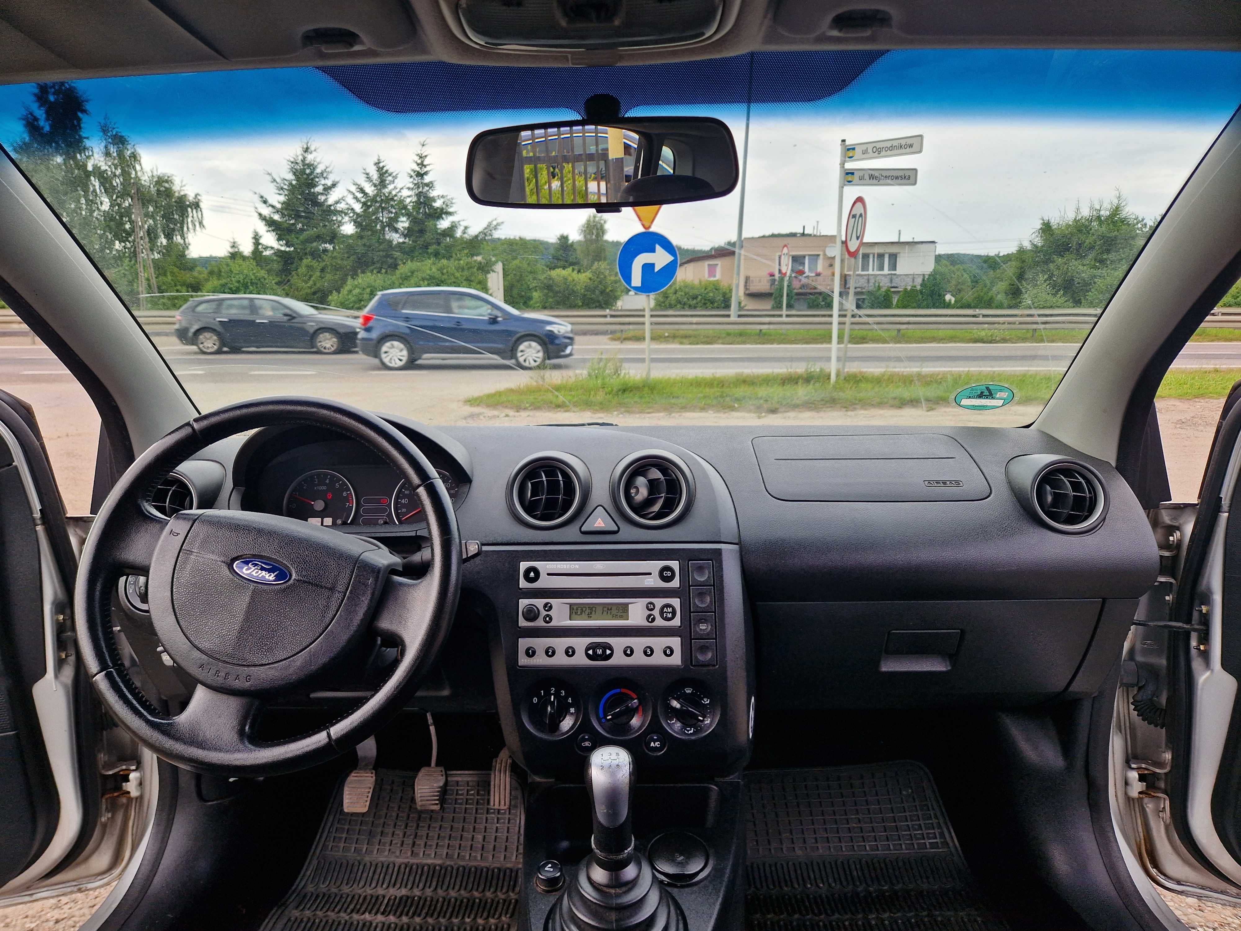 Ford Fiesta z Niemiec ! Zarejestrowany ! Benzyna ! 5 Drzwi !