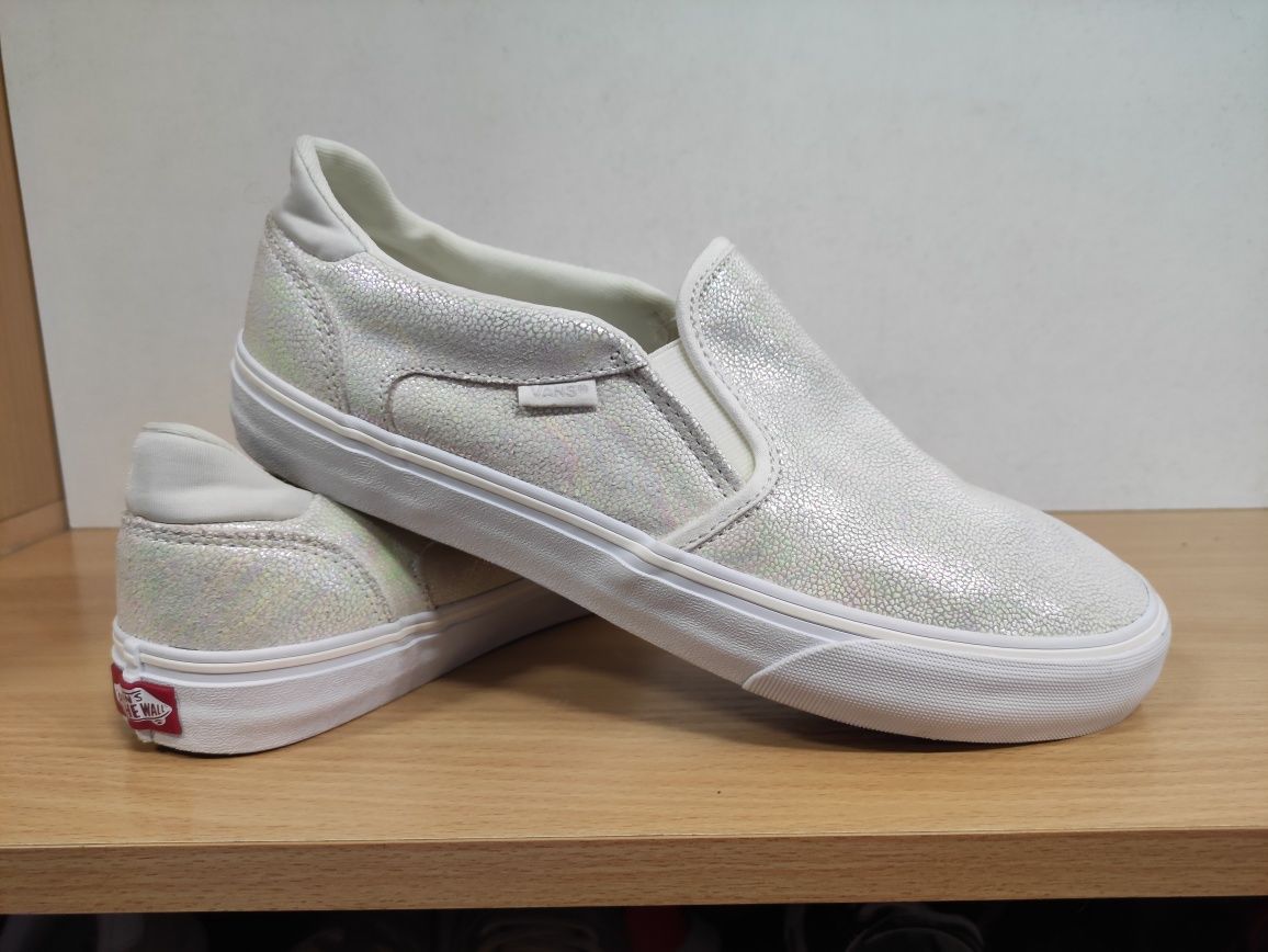 Новые Vans 42p/27,5см широкие! кеды,слипоны оригинал