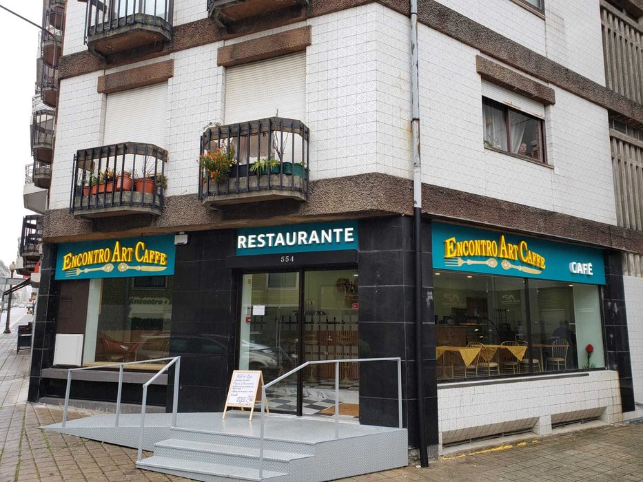 Ponto Comercial Completo: Restaurante com Estrutura de Karaokê