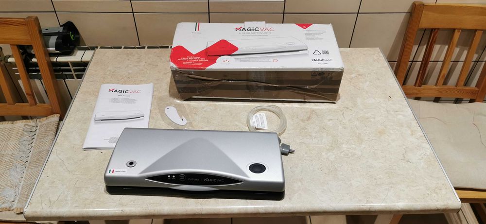 Zgrzewarki próżniowe MAGIC VAC Futura Czarny, Biały