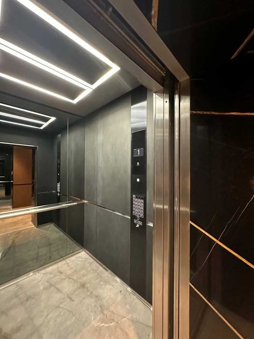 Продаж 5к-квартири вул. Предславинська 20 б, БФК Metropole, 220 м²