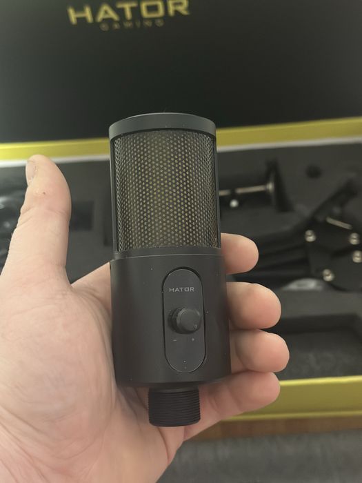 Продам Мікрофон Hator Signify RGB Pro
