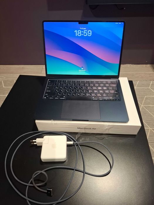 Macbook Air M2 256/16Gb