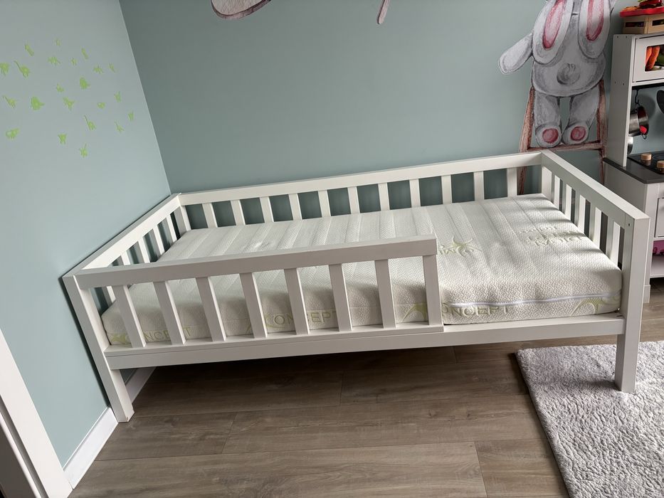 Łóżko dziecięce drewniane 80x160 z materacem