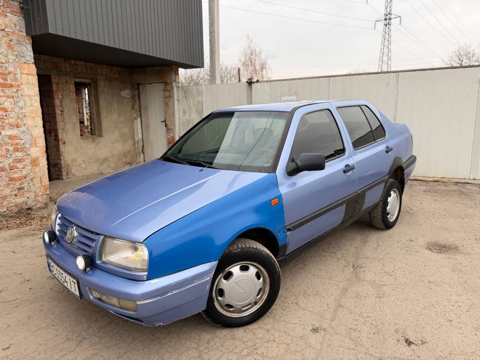 Volkswagen Vento 1.8 газ/бензин