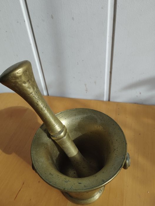 Moździerz mosiężny