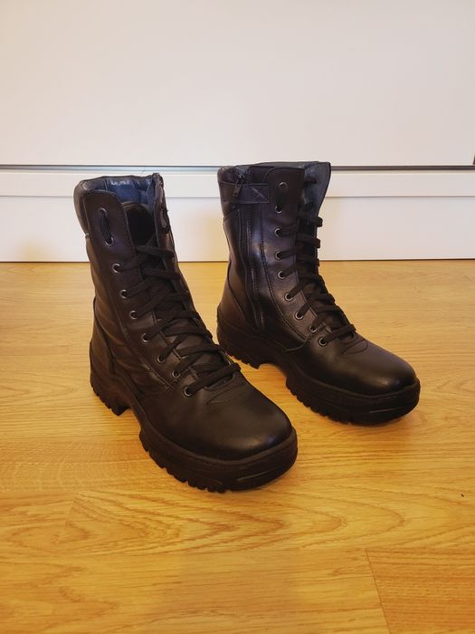 Botas em Pele- Calçado Militar