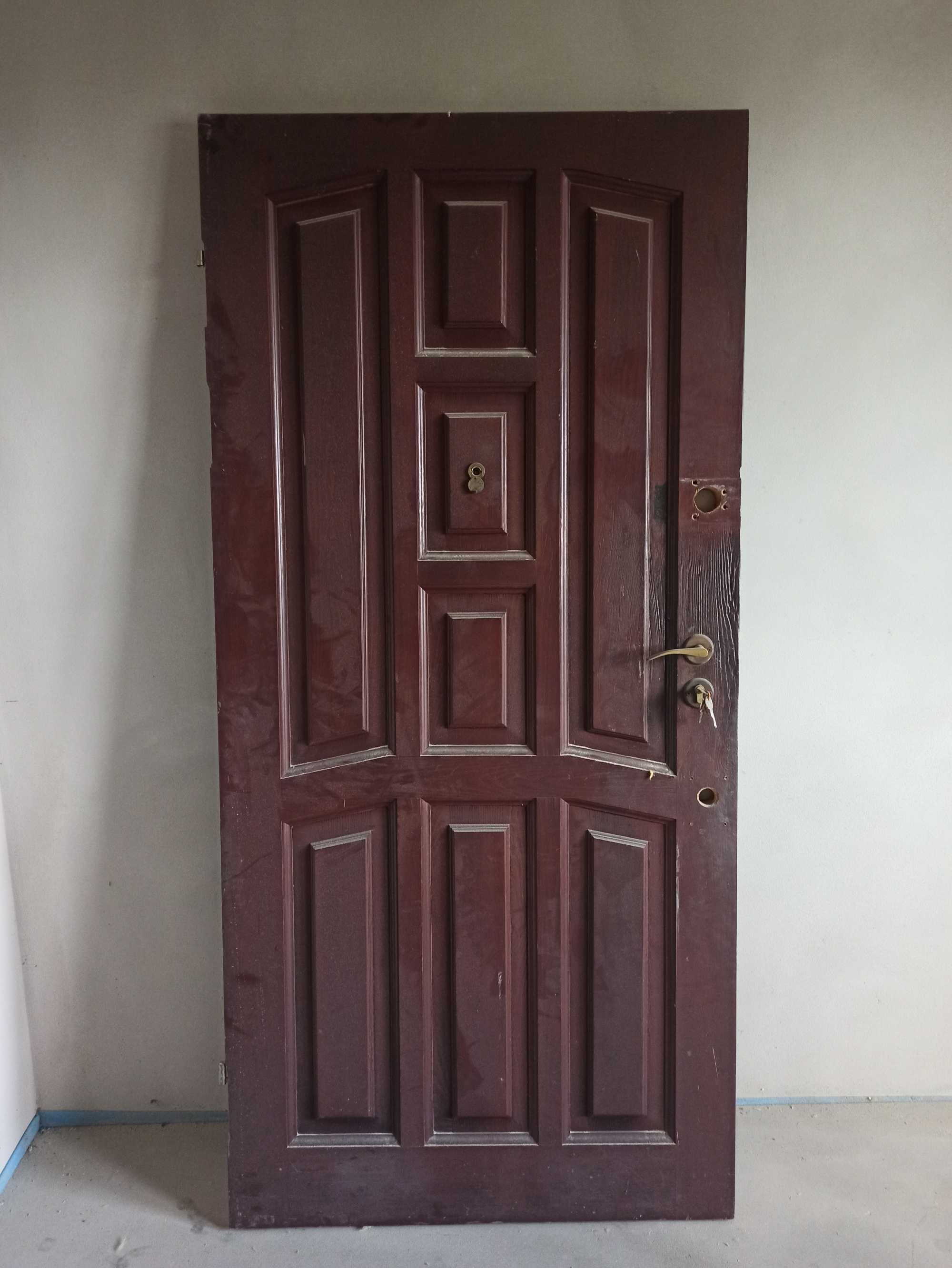 Drzwi budowlane (zabezpieczenie budowy)