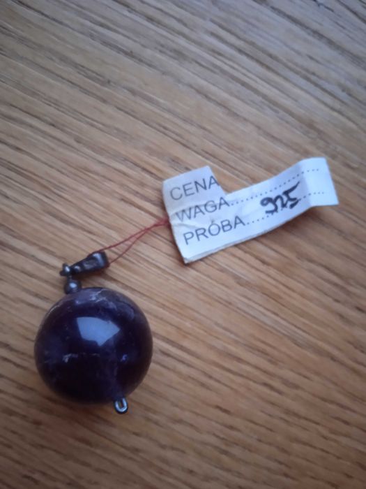 Wisiorek z ametystu Nowy