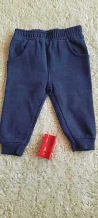 spodnie dresowe- ocieplane: Crafted: nowe- dla dzieci
