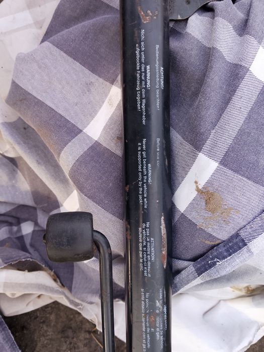 Оригінальний домкрат mersedes w140