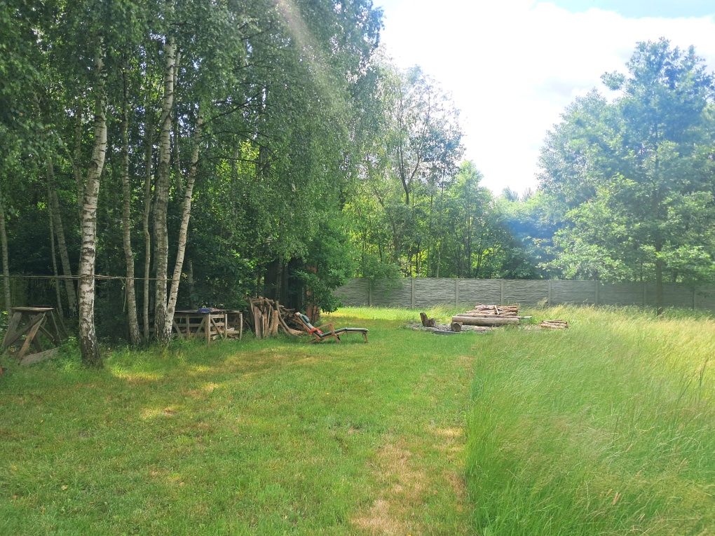 Sprzedam dom z budynkiem gospodarczym i wiatą