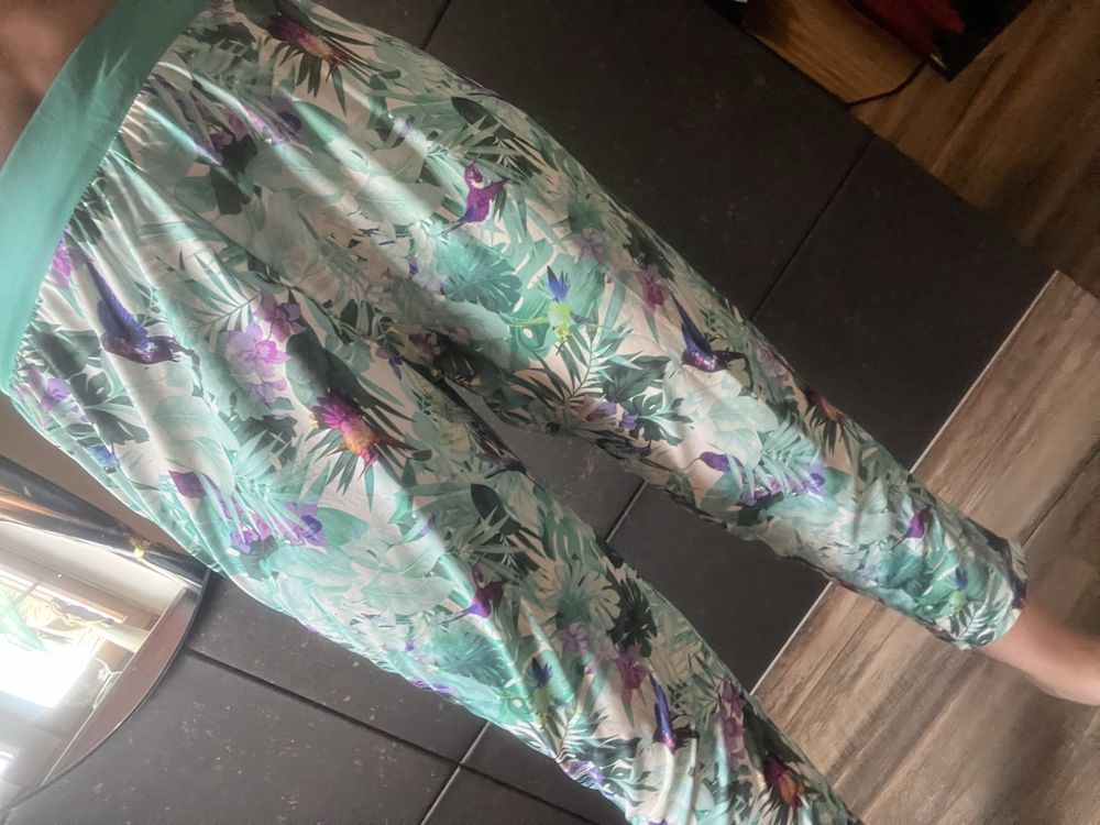 Spodnie damskie na lato kwiaty przewiewne L XL