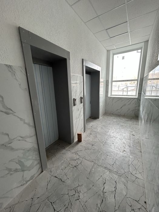 1-ка, Половки, зупинка Бібліотека Зданий Будинок